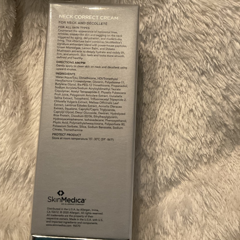 New SkinMedica Neck Correct Cream - Picture 2 of 2